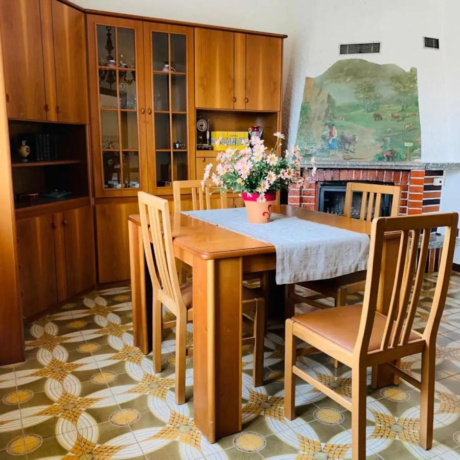 Casavacanze Sottocolle Valmorea Экстерьер фото